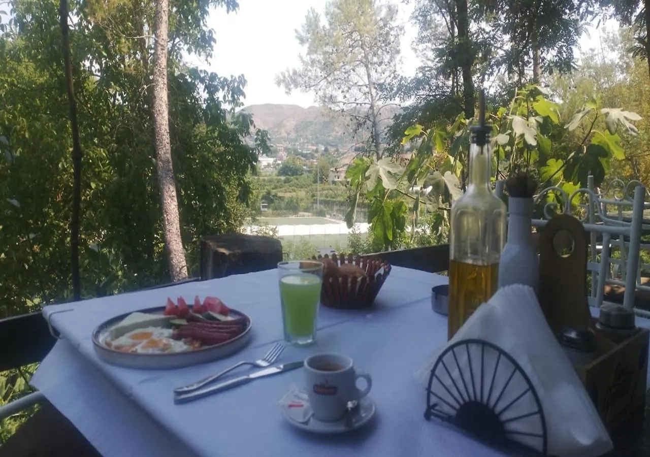 Hotel Antonia Ljaknasi